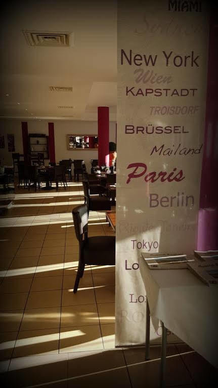 Hotel Primula Troisdorf Exterior photo
